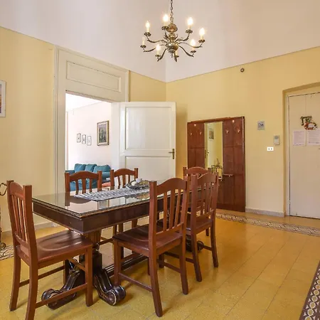 Apartment Awesome In -ba- Gravina in Puglia